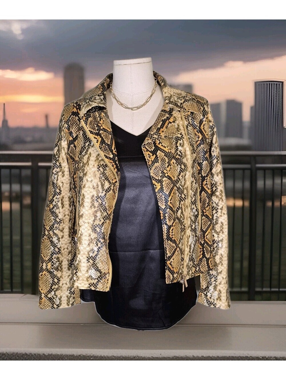 Tahari Women's Snake Print Edgy Asymetrical Zippered Jacket Sz S Black Yellow